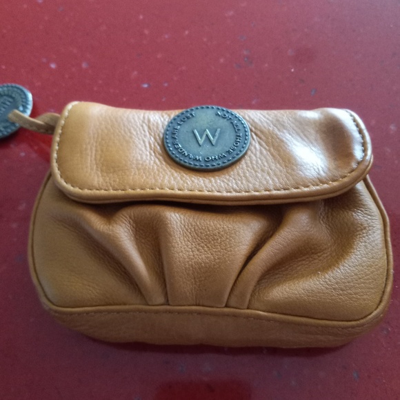 Wanderers Travel Co. Handbags - Wanderers Brown leather-Card Wallet/ Coin Purse